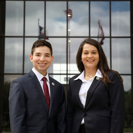 Alejandro Jimenez and Daniela Ortiz